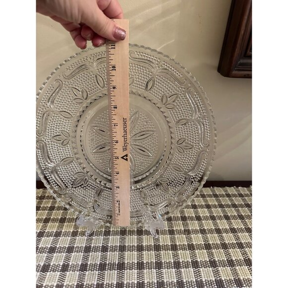 Vintage Federal Glass Clear Pressed Glass Platter With Floral Design Round 11 In - Picture 2 of 6